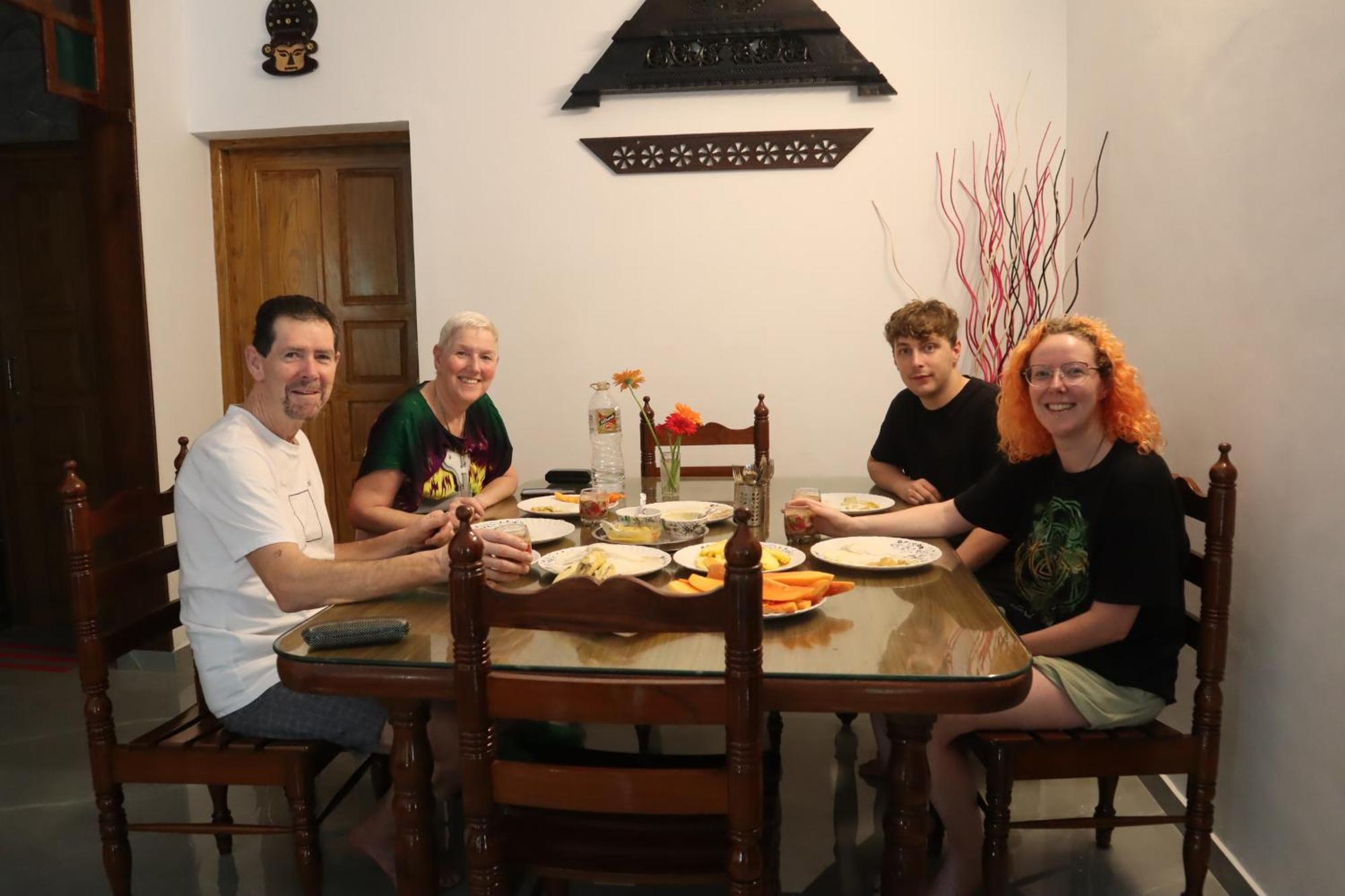 Guestland Homestay Kochi Eksteriør billede