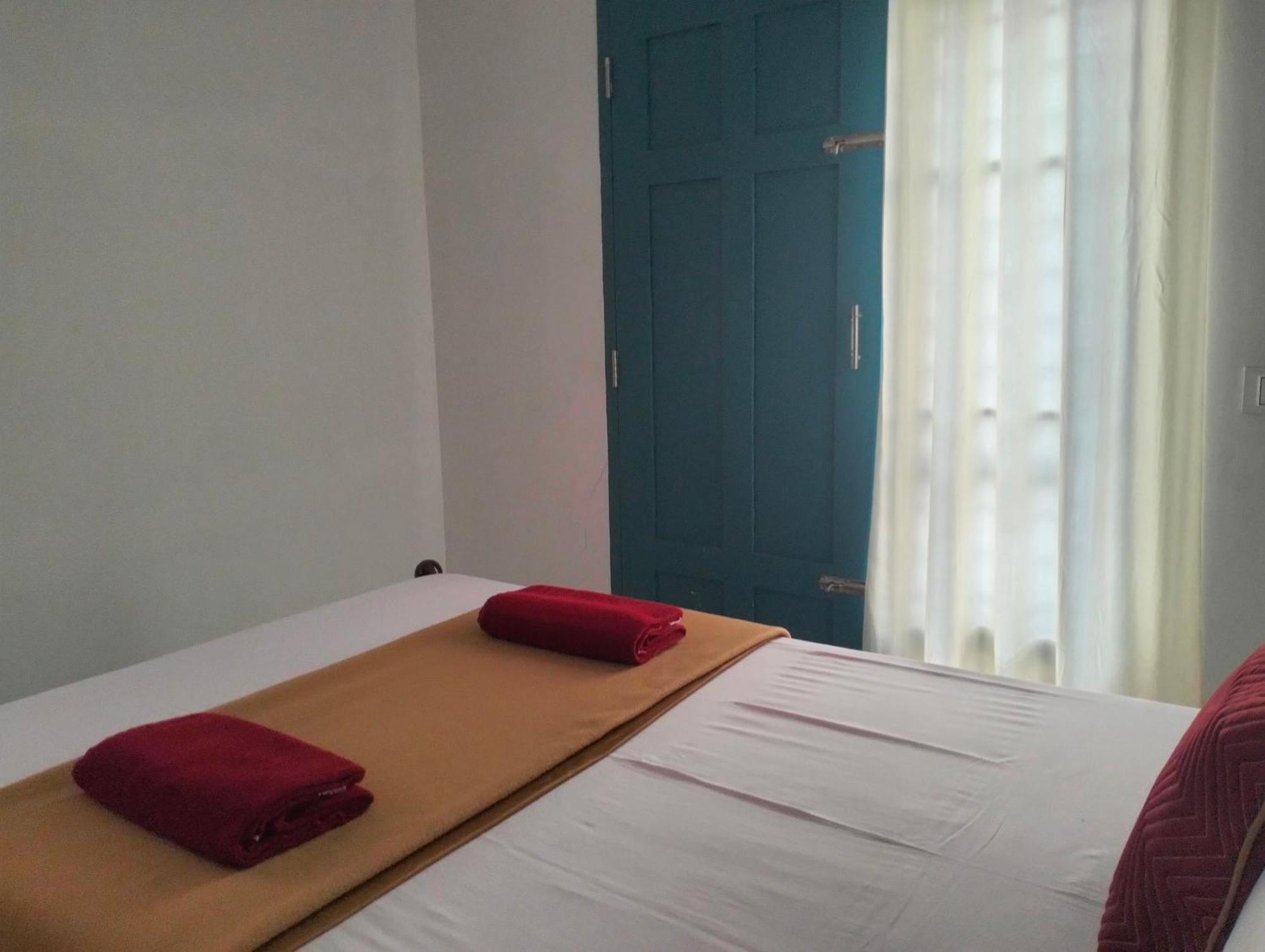 Guestland Homestay Kochi Eksteriør billede